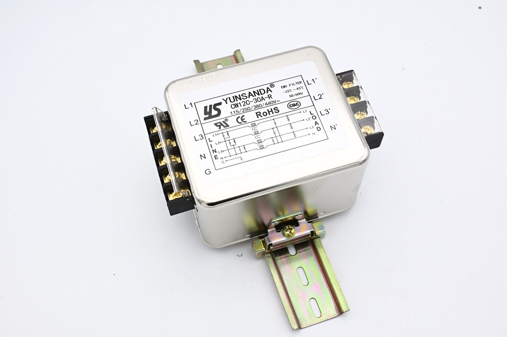 三相四線系列濾波器